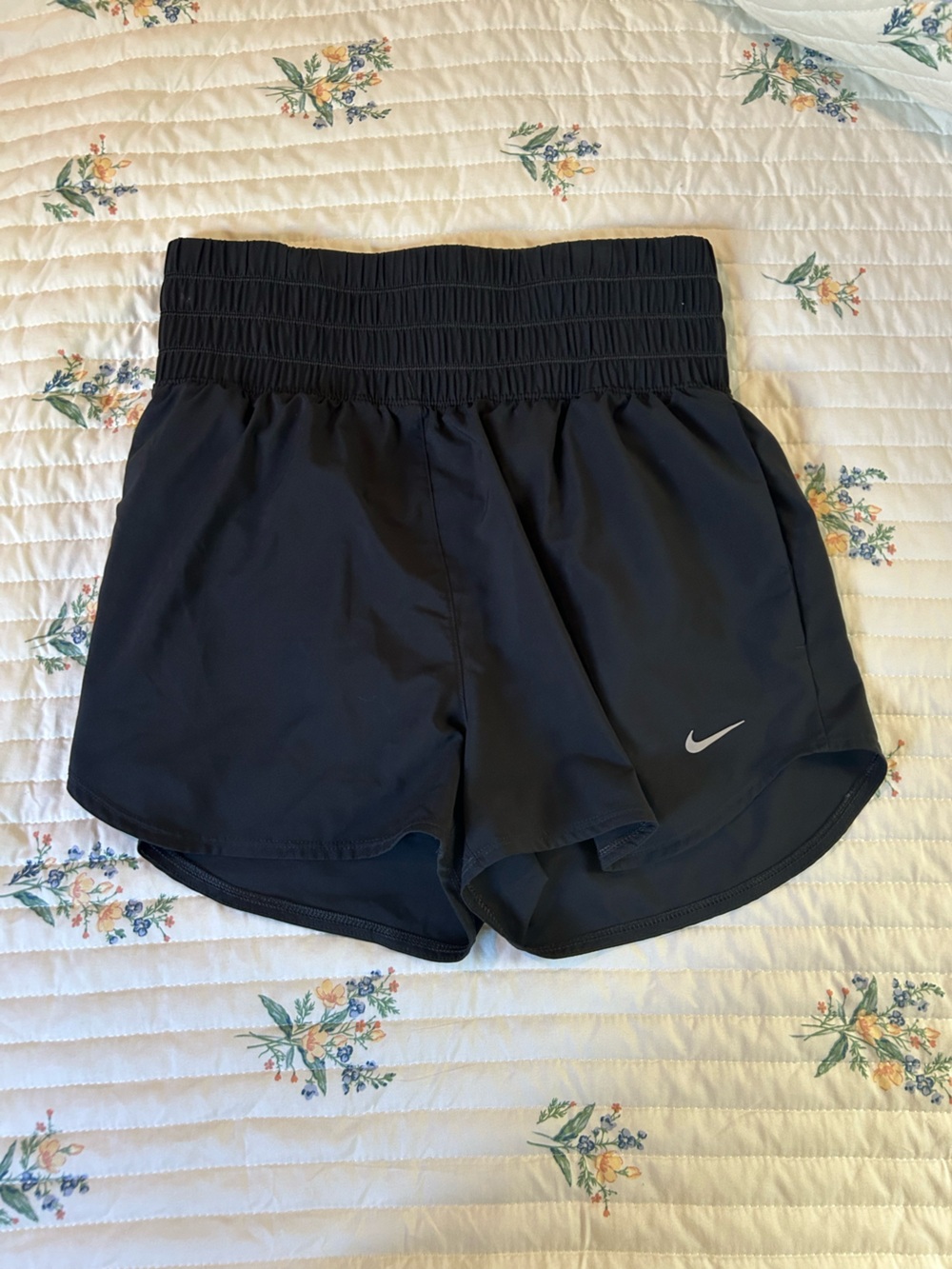 Nike Women's One Dri-FIT Ultra High-Waisted 3" Brief-Lined Shorts